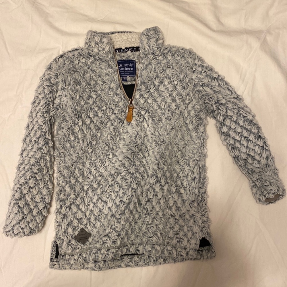 Simply Southern pull over